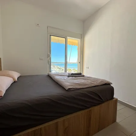 Apartamento Blue And Salmon *