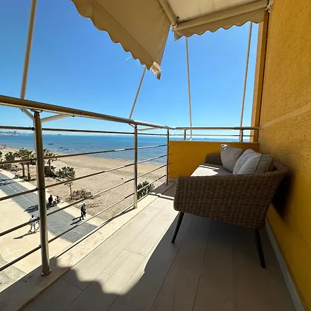 Blue And Salmon Appartement Durrës